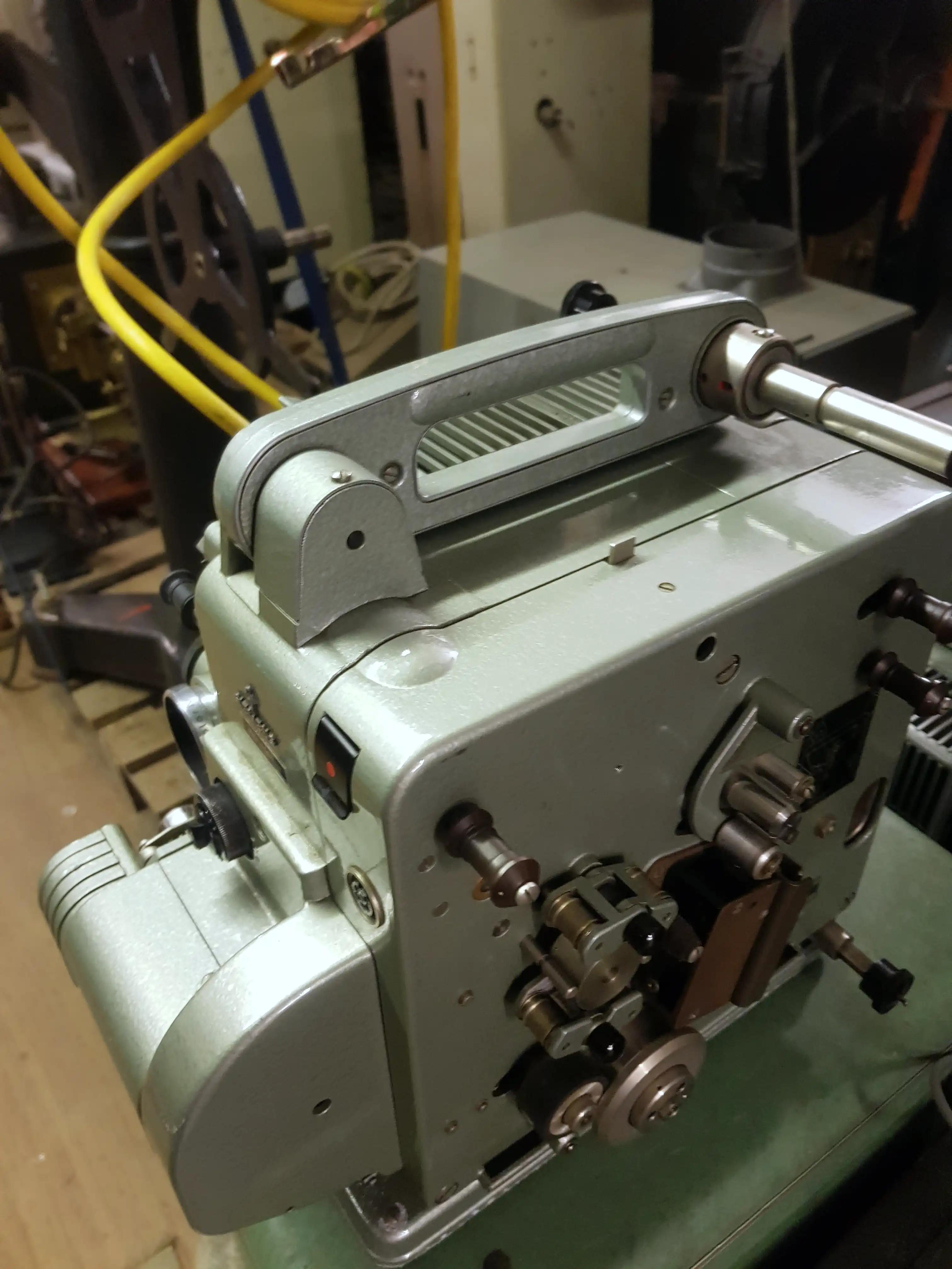 Siemens 16mm projector